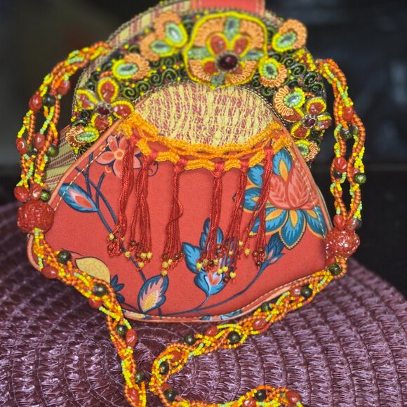 Mary Frances Vibrant Red and Cream Handbag - Pristine Condition - Picture 1 of 6